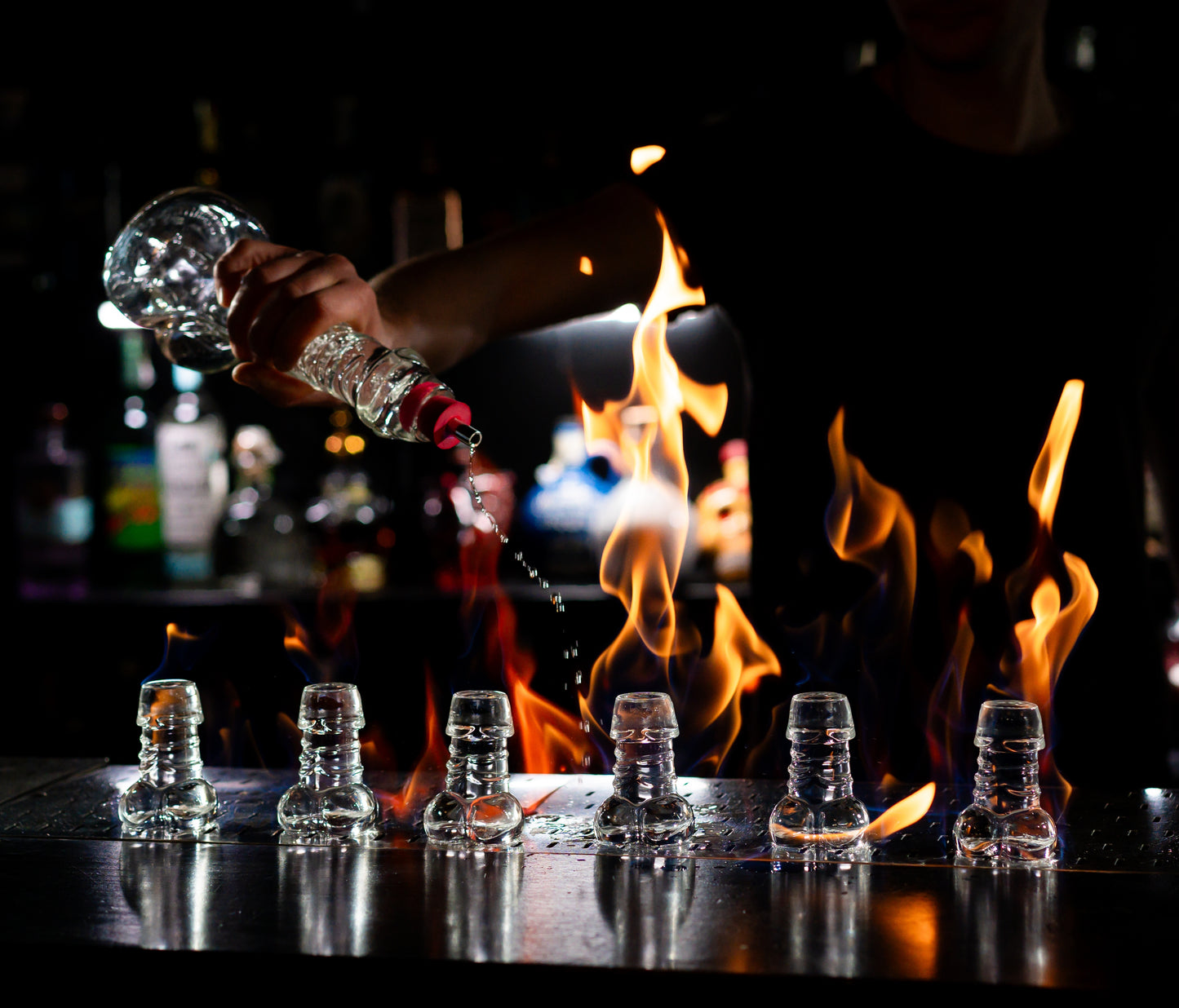 Decanter Set with 6 Shot Glasses Set, Decanter -17oz-, Glasses -1.35oz- for Whiskey, Liquor, Tequila, Cocktail